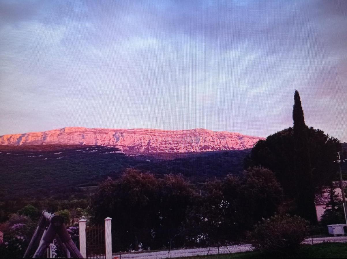 La Maison De Papou La Vigne A Nans Les Pins 83860 Exteriör bild